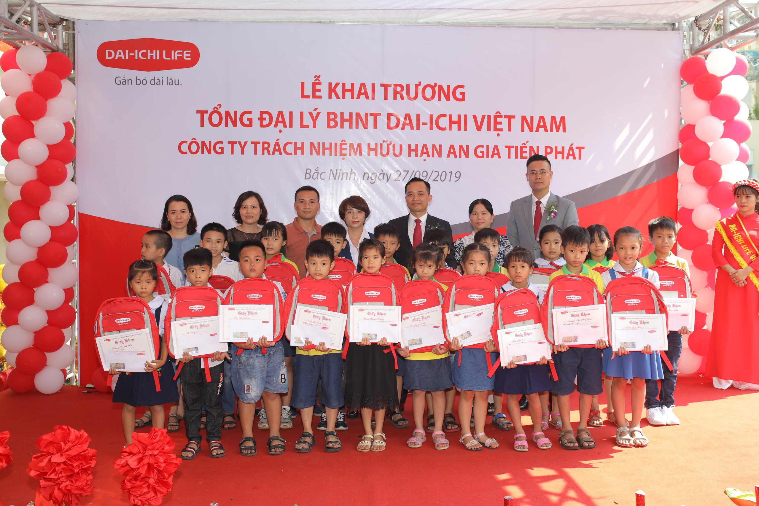 Công ty BHNT Dai-ichi Việt Nam tổ chức lễ khai trương văn phòng thứ 7 tại tỉnh Bắc Ninh
